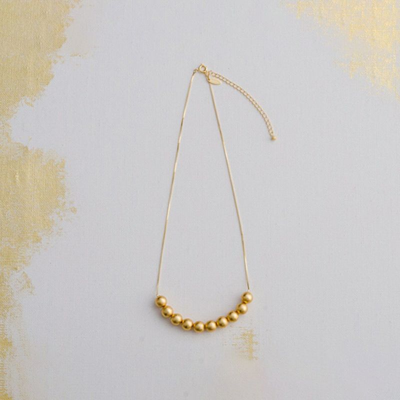 箔珠10粒ネックレス（永遠色）